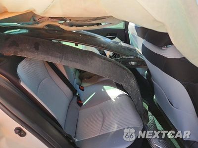 Zdjęcie 10 z 12 samochodu: 2018 TOYOTA PRIUS THREE VIN:JTDKARFU6J3055816 - miniatura