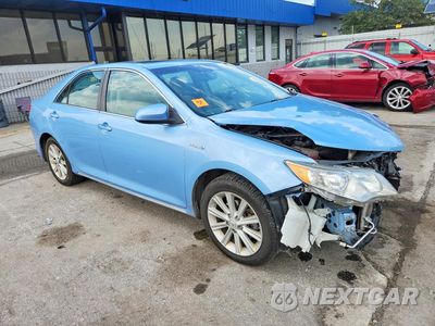 Czwarte zdjęcie samochodu z boku: 2013 TOYOTA CAMRY HYBRID XLE VIN:4T1BD1FK4DU091067 - miniatura