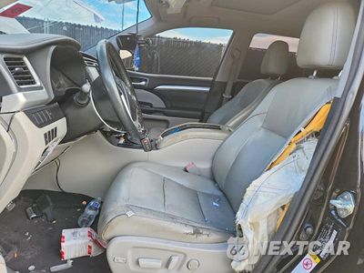 Zdjęcie 7 z 13 samochodu: 2015 TOYOTA HIGHLANDER XLE VIN:5TDKKRFHXFS056375 - miniatura