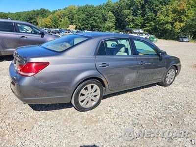 Trzecie zdjęcie samochodu z tyłu: 2007 TOYOTA AVALON XLS VIN:4T1BK36B97U241597 - miniatura