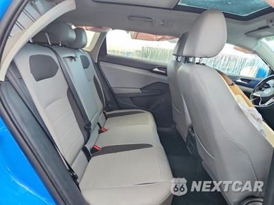Zdjęcie 10 z 13 samochodu: 2022 VOLKSWAGEN TAOS SE VIN:3VVTX7B26NM046244 - miniatura