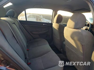 Zdjęcie 10 z 12 samochodu: 2004 HONDA ACCORD LX VIN:1HGCM563X4A003019 - miniatura