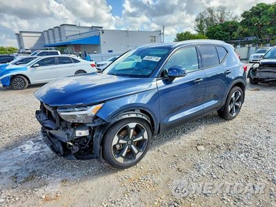 2022 VOLVO XC40 T5 MOMENTUM YV4162UK8N2645434 - główne zdjęcie licytacji z USA - miniatura