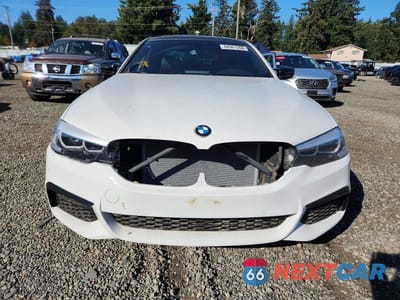 Piąte zdjęcie samochodu w środku: 2018 BMW 530XE VIN:WBAJB1C58JB084616 - miniatura