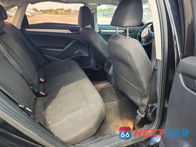 Zdjęcie 10 z 13 samochodu: 2013 VOLKSWAGEN PASSAT S VIN:1VWAP7A31DC085174 - miniatura