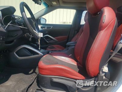 Zdjęcie 7 z 12 samochodu: 2012 HYUNDAI VELOSTER BASE VIN:KMHTC6AD7CU068572 - miniatura
