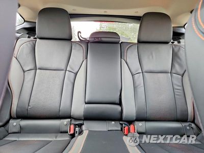 Zdjęcie 10 z 13 samochodu: 2024 SUBARU CROSSTREK LIMITED VIN:4S4GUHM65R3770315 - miniatura