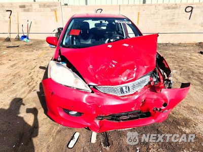 Piąte zdjęcie samochodu w środku: 2010 HONDA FIT SPORT VIN:JHMGE8H49AC006710 - miniatura