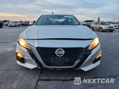 Piąte zdjęcie samochodu w środku: 2019 NISSAN ALTIMA S VIN:1N4BL4BV6KC250379 - miniatura