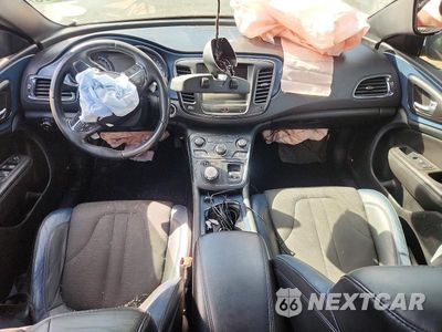 Zdjęcie 8 z 12 samochodu: 2015 CHRYSLER 200 S VIN:1C3CCCDG9FN615868 - miniatura