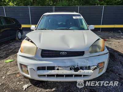 Piąte zdjęcie samochodu w środku: 2002 TOYOTA RAV4 BASE VIN:JTEHH20V520133595 - miniatura
