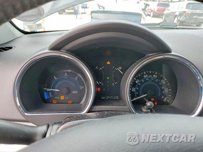Zdjęcie 9 z 12 samochodu: 2010 TOYOTA HIGHLANDER HYBRID VIN:JTEBW3EHXA2038540 - miniatura