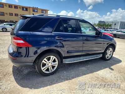 Trzecie zdjęcie samochodu z tyłu: 2015 MERCEDES-BENZ ML 350 VIN:4JGDA5JB0FA604755 - miniatura
