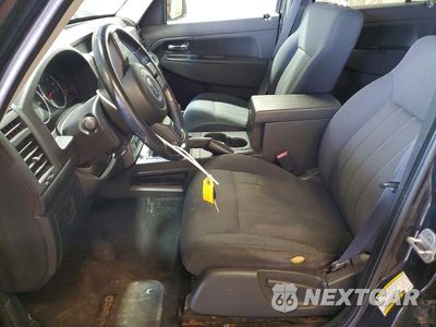Zdjęcie 7 z 13 samochodu: 2011 JEEP LIBERTY SPORT VIN:1J4PN2GK9BW523353 - miniatura