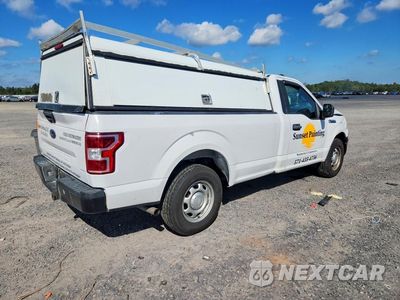 Trzecie zdjęcie samochodu z tyłu: 2020 FORD F150 VIN:1FTMF1CB5LKE56555 - miniatura