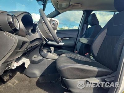 Zdjęcie 7 z 13 samochodu: 2020 NISSAN KICKS SV VIN:3N1CP5CVXLL504868 - miniatura
