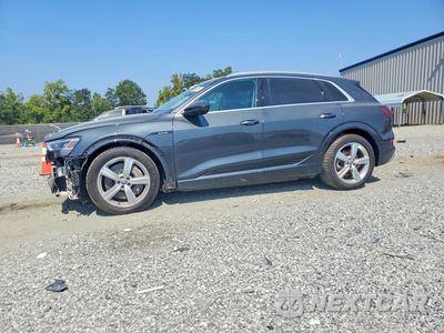 2019 AUDI E-TRON PRESTIGE WA1VAAGE5KB017646 - główne zdjęcie licytacji z USA - miniatura