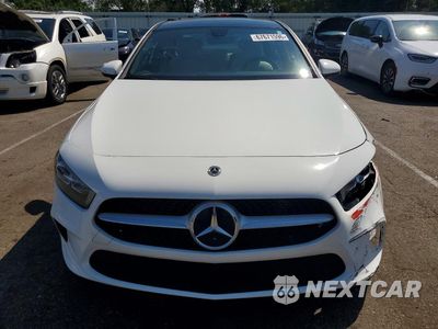 Piąte zdjęcie samochodu w środku: 2021 MERCEDES-BENZ A 220 VIN:W1K3G4EB1MJ280866 - miniatura