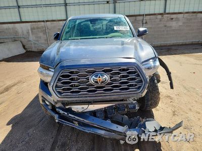 Piąte zdjęcie samochodu w środku: 2023 TOYOTA TACOMA TRD OFF-ROAD VIN:3TMCZ5AN5PM591931 - miniatura