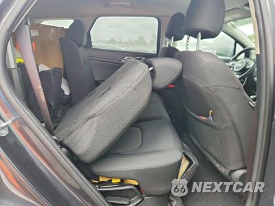 Zdjęcie 11 z 13 samochodu: 2023 KIA SPORTAGE LX VIN:KNDPUCAG3P7107979 - miniatura