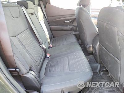 Zdjęcie 10 z 12 samochodu: 2025 HYUNDAI SANTA CRUZ SE VIN:5NTJADDE1SH131282 - miniatura