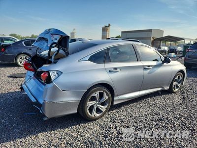Trzecie zdjęcie samochodu z tyłu: 2018 HONDA ACCORD EXL VIN:1HGCV1F55JA129856 - miniatura