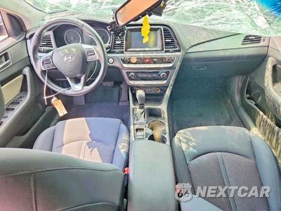Zdjęcie 8 z 13 samochodu: 2018 HYUNDAI SONATA SEL VIN:5NPE34AF0JH632153 - miniatura