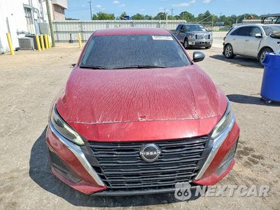 Piąte zdjęcie samochodu w środku: 2024 NISSAN ALTIMA SV VIN:1N4BL4DV0RN355091 - miniatura