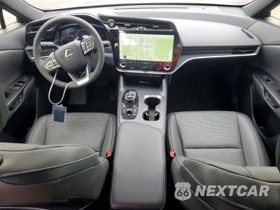 Zdjęcie 8 z 13 samochodu: 2026 LEXUS RZ 350E BASE VIN:JTJBDADB6TA008033 - miniatura