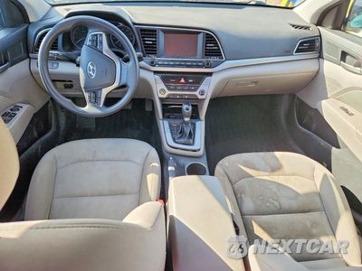 Zdjęcie 8 z 12 samochodu: 2018 HYUNDAI ELANTRA SEL VIN:5NPD84LF0JH299902 - miniatura