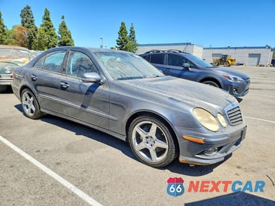 Czwarte zdjęcie samochodu z boku: 2009 MERCEDES-BENZ E 350 VIN:WDBUF56X99B390095 - miniatura