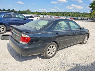 Trzecie zdjęcie samochodu z tyłu: 2005 TOYOTA CAMRY XLE VIN:4T1BE32K65U429861 - miniatura