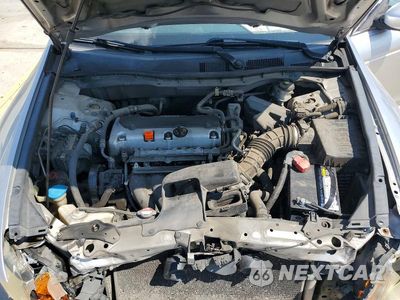 Zdjęcie 11 z 12 samochodu: 2011 HONDA ACCORD SE VIN:1HGCP2F61BA110599 - miniatura