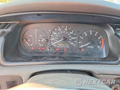 Zdjęcie 9 z 12 samochodu: 1999 TOYOTA CAMRY LE VIN:JT2BG28K9X0282678 - miniatura