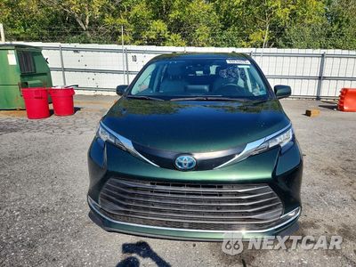 Piąte zdjęcie samochodu w środku: 2021 TOYOTA SIENNA XLE VIN:5TDJRKEC7MS025005 - miniatura