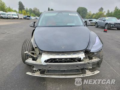 Piąte zdjęcie samochodu w środku: 2023 TESLA MODEL Y VIN:7SAYGDEF7PF813708 - miniatura