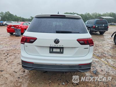 Zdjęcie 6 z 14 samochodu: 2022 VOLKSWAGEN TIGUAN SE VIN:3VV2B7AXXNM047940 - miniatura