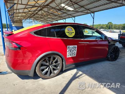 Trzecie zdjęcie samochodu z tyłu: 2020 TESLA MODEL X VIN:5YJXCDE22LF272076 - miniatura