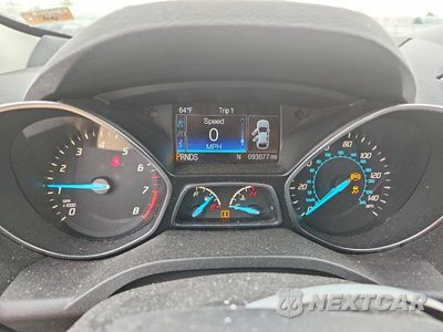 Zdjęcie 9 z 13 samochodu: 2016 FORD ESCAPE SE VIN:1FMCU9GX7GUB54339 - miniatura