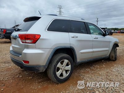 Trzecie zdjęcie samochodu z tyłu: 2011 JEEP GRAND CHEROKEE LAREDO VIN:1J4RS4GG0BC537474 - miniatura