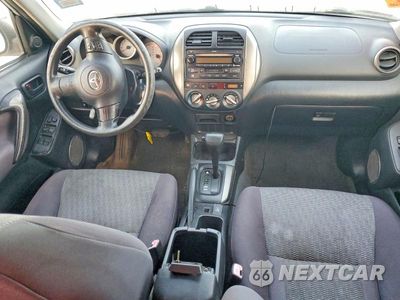 Zdjęcie 8 z 13 samochodu: 2004 TOYOTA RAV4 BASE VIN:JTEGD20V740028941 - miniatura