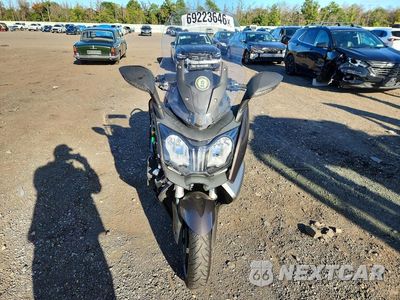 Drugie zdjęcie samochodu z przodu: 2015 BMW C650 GT VIN:WB1013402FZ663807 - miniatura