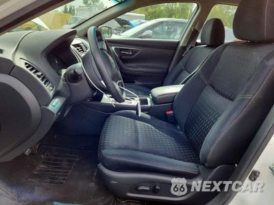 Zdjęcie 7 z 13 samochodu: 2017 NISSAN ALTIMA 2.5 S VIN:1N4AL3AP2HN354423 - miniatura