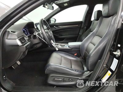 Zdjęcie 7 z 12 samochodu: 2018 HONDA ACCORD SPORT VIN:1HGCV1F32JA232618 - miniatura