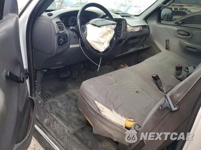 Zdjęcie 8 z 13 samochodu: 2001 FORD F150 VIN:2FTPX17Z01CA55319 - miniatura