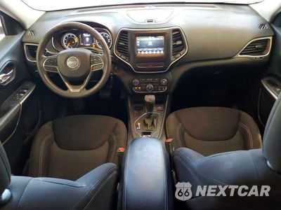 Zdjęcie 8 z 13 samochodu: 2019 JEEP CHEROKEE LATITUDE VIN:1C4PJLCB2KD286018 - miniatura