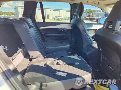 Zdjęcie 11 z 13 samochodu: 2017 VOLVO XC90 T5 VIN:YV4102KK2H1114535 - miniatura