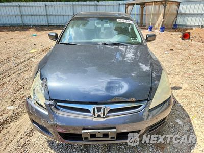 Piąte zdjęcie samochodu w środku: 2007 HONDA ACCORD EX VIN:1HGCM56827A189235 - miniatura