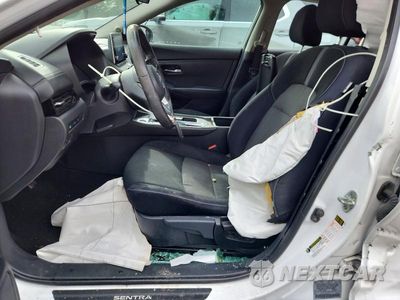 Zdjęcie 7 z 12 samochodu: 2020 NISSAN SENTRA SV VIN:3N1AB8CV8LY309152 - miniatura