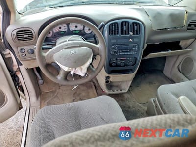 Zdjęcie 8 z 14 samochodu: 2005 DODGE CARAVAN SXT VIN:1D4GP45R85B119308 - miniatura